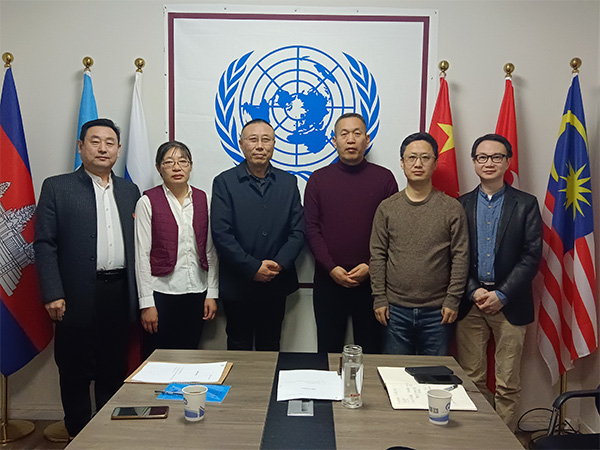 綠建國際報道：北京中航軍融科技管理中心業(yè)務代表王勝利先生蒞臨建筑材料工業(yè)技術情報研究所中國綠建進出口產(chǎn)業(yè)聯(lián)盟